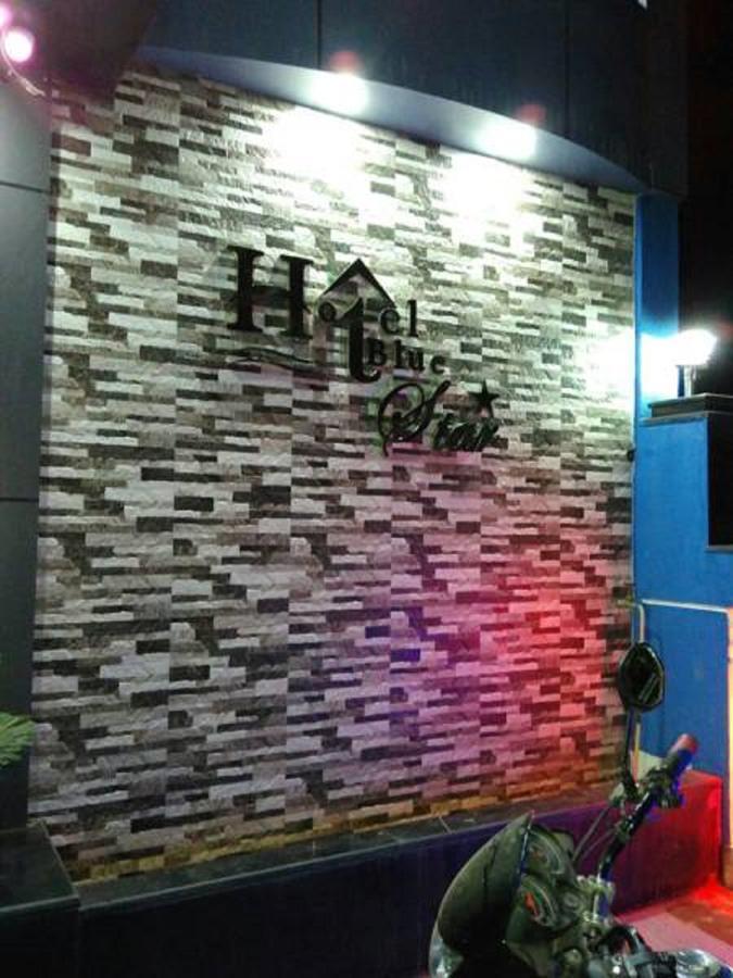 Hotel Blue Star Datia Exterior foto